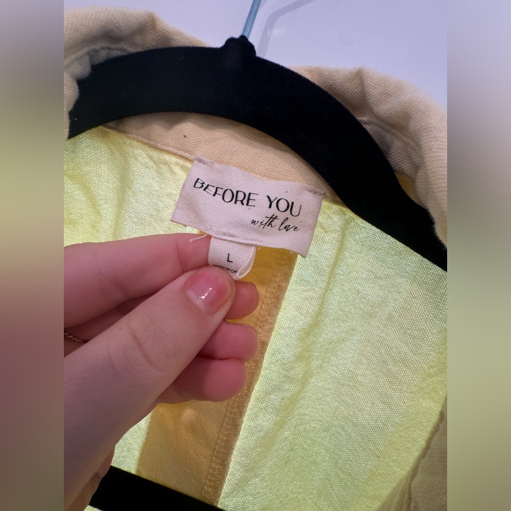 Yellow button down shirt - Picture 2 of 2